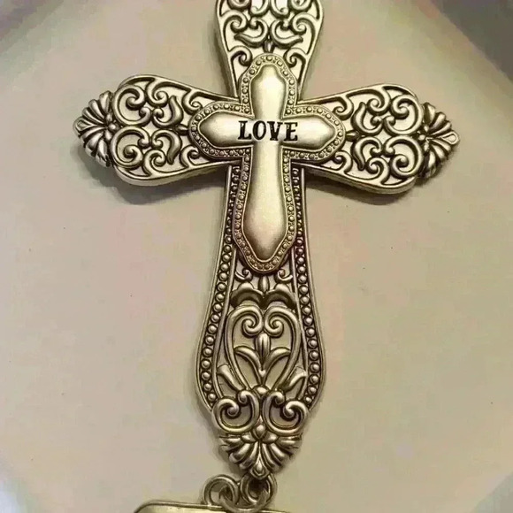 Cross keychain - Picture 3 of 5